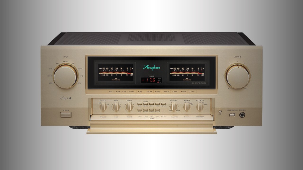 Accuphase E-700: Balanced, Beautiful, and Built to Last 31 This Amp Costs a Fortune — But Wait Until You Hear It