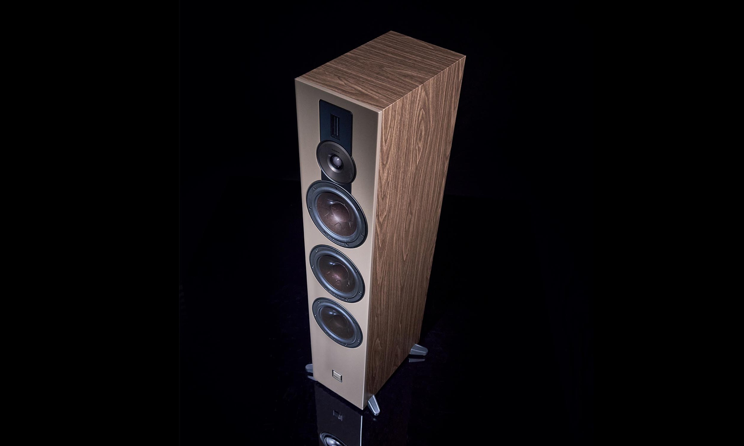 DALI SONIK 9: Big, Bold Floorstanders With Real Hi-Fi Authority 29 DALI SONIK 9