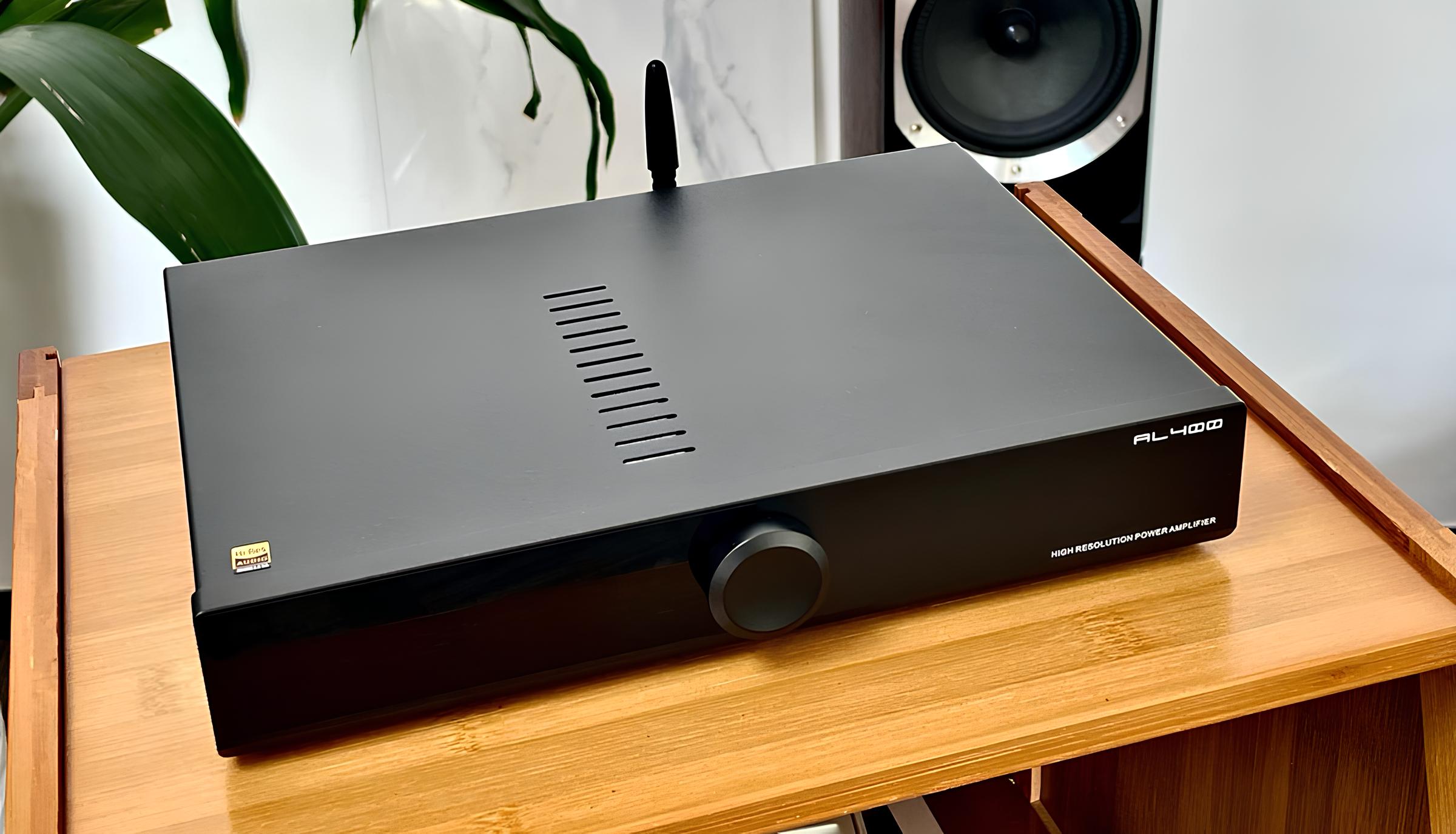 SMSL AL400: Powerful All-in-One Amplifier with HDMI eARC, DAC & Phono 12 SMSL AL400 Packs Big Power in a Tiny Box – One Amp for TV, Vinyl and Hi-Res Streaming