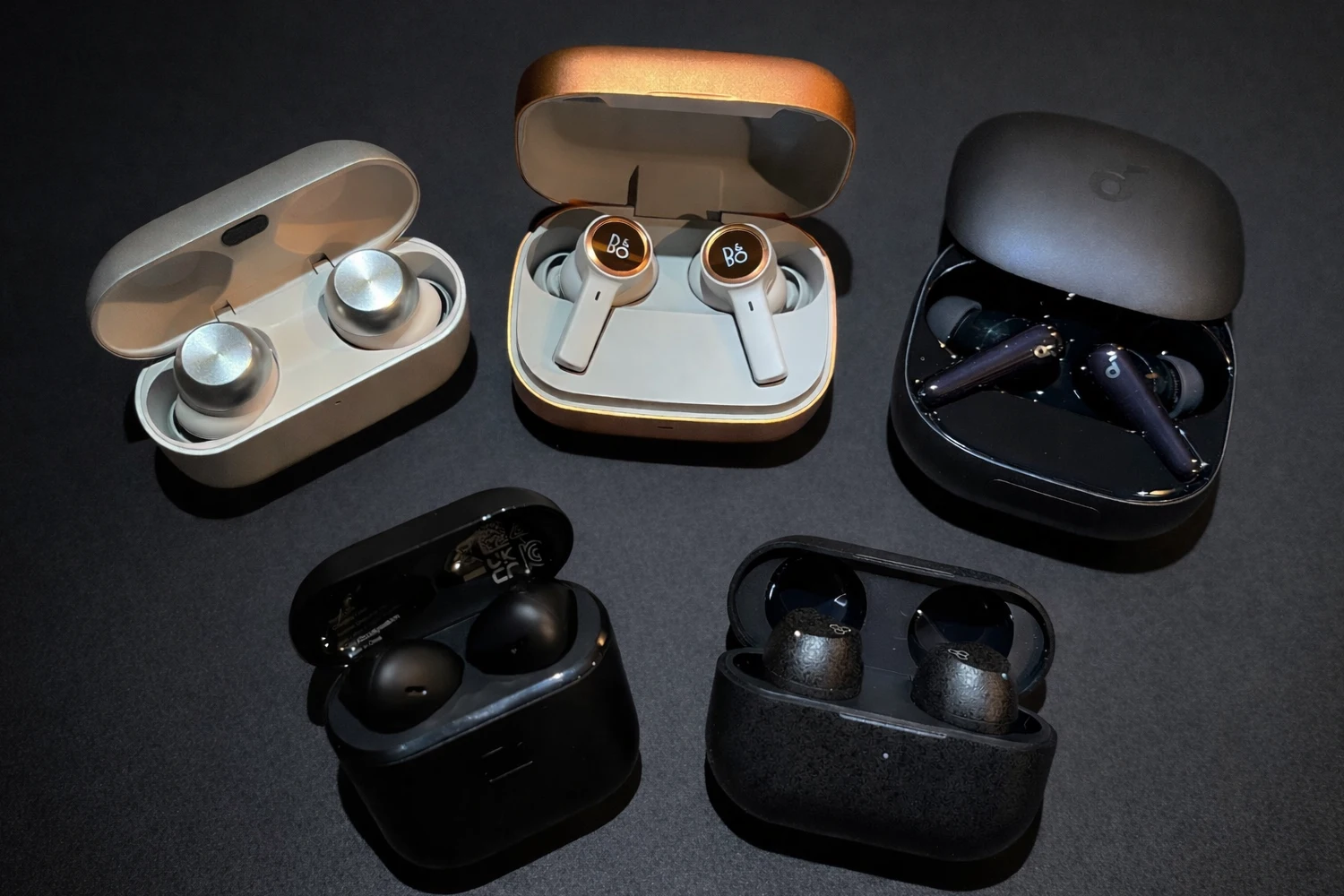 Best True Wireless Earbuds of 2025-2026 33 Looking for the best true wireless earbuds of 2025? We compare top TWS models from $100 to $600, focusing on sound quality, ANC, comfort, and real-world everyday use.