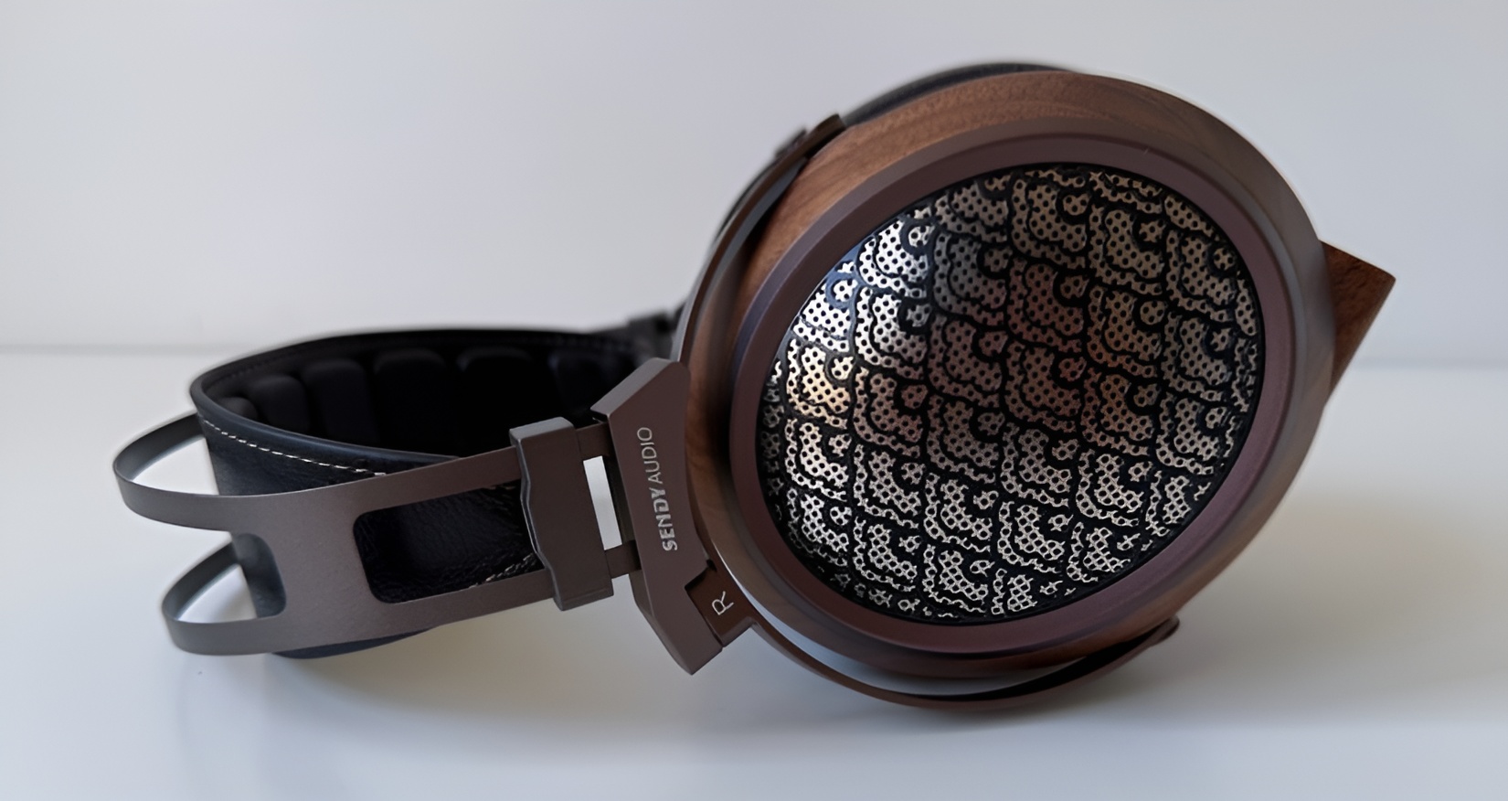 Sendy Audio Egret Review: Beautiful Planar Headphones That Put Music Before Analysis 10 Beneath the premium wood and aluminum construction lies a massive 98 x 84 mm planar magnetic driver designed for spacious, natural sound reproduction.
